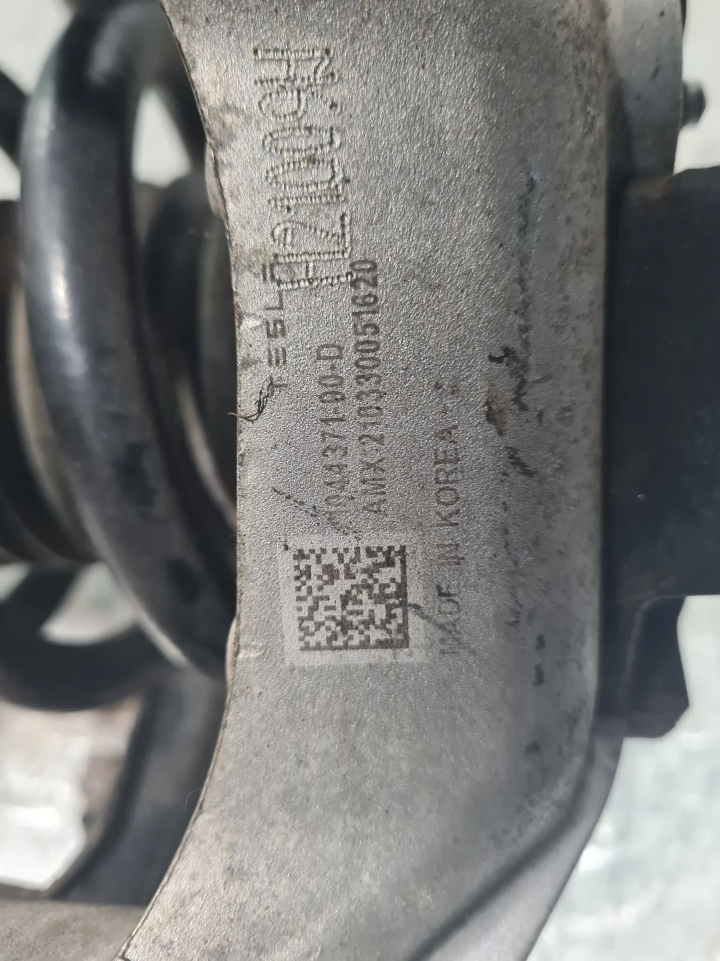 Ammortizzatore Anteriore Sinistro TESLA Model 3 (5YJ3) Imagem-4