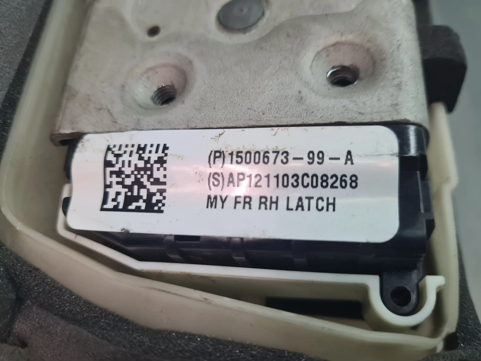 Front Right Door Lock TESLA Model 3 (5YJ3) Imagem-4