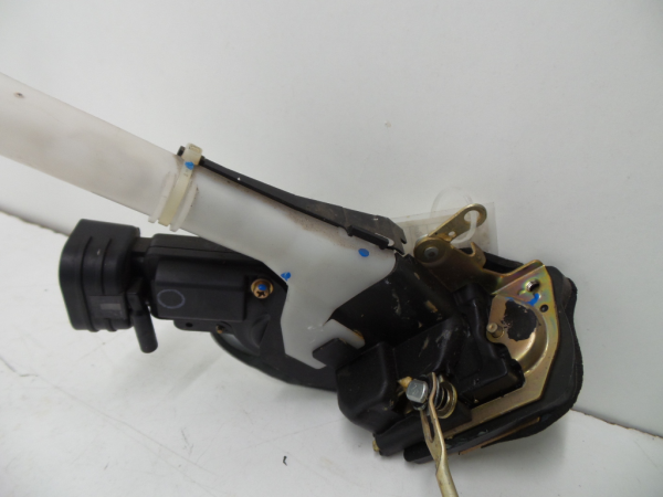 Rear Left Door Lock TOYOTA Corolla Sedan (_E11_)