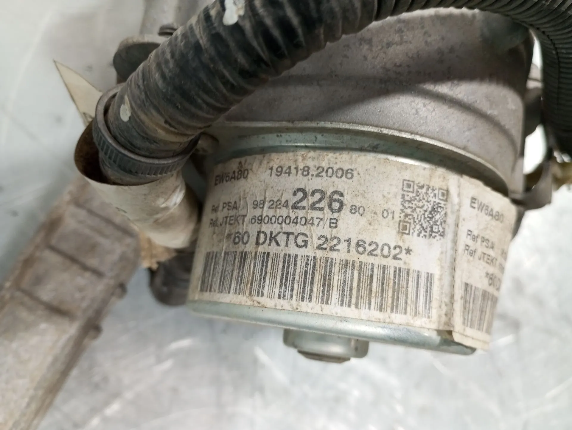 Boîtier de direction PEUGEOT 208 Imagem-4