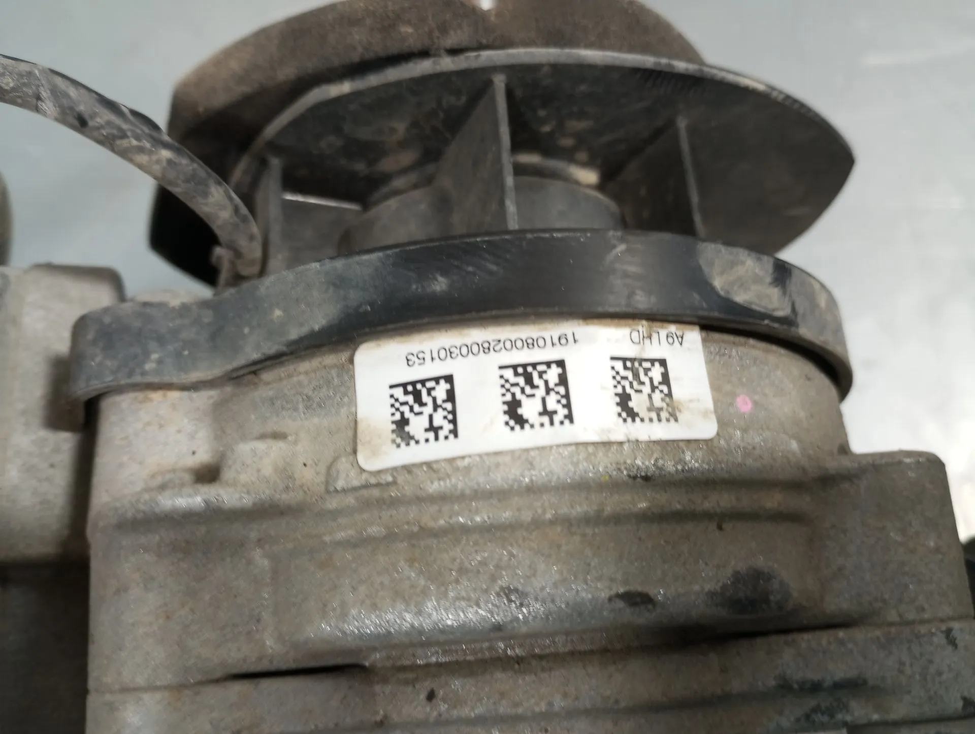 Boîtier de direction PEUGEOT 208 Imagem-9