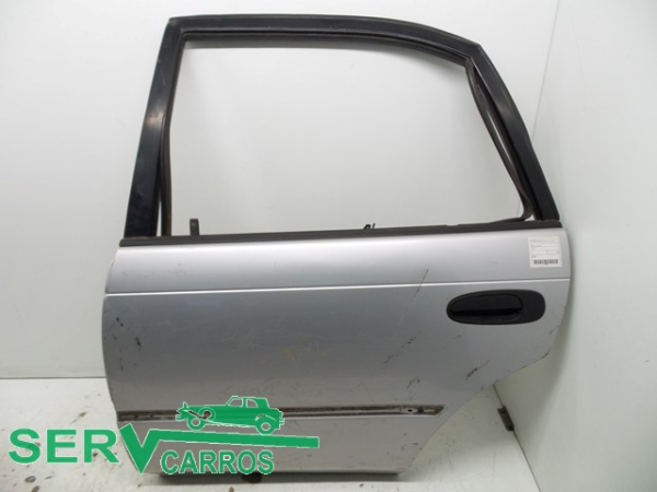 Puerta Trasero Izquierdo TOYOTA Corolla Sedan (_E10_)