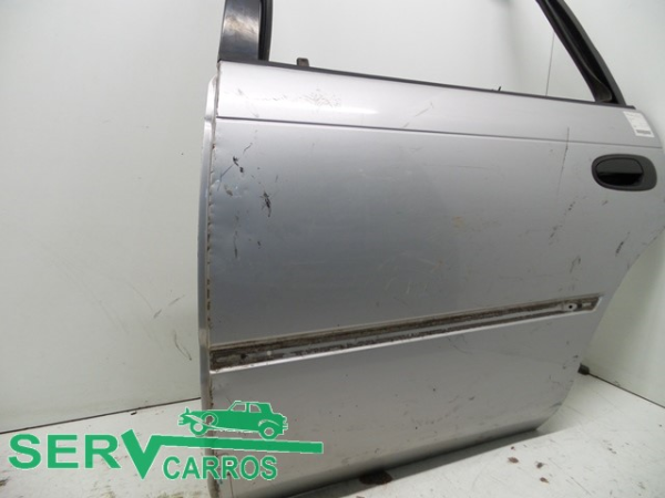 Puerta Trasero Izquierdo TOYOTA Corolla Sedan (_E10_) Imagem-3