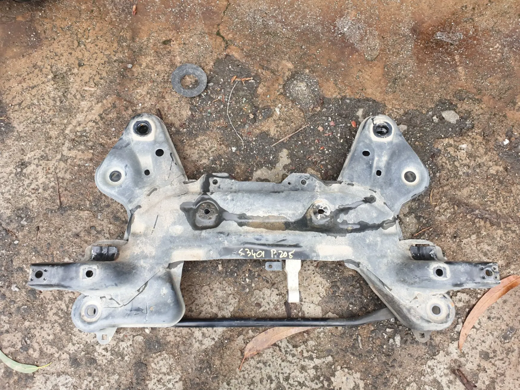 Charriot frente PEUGEOT 208