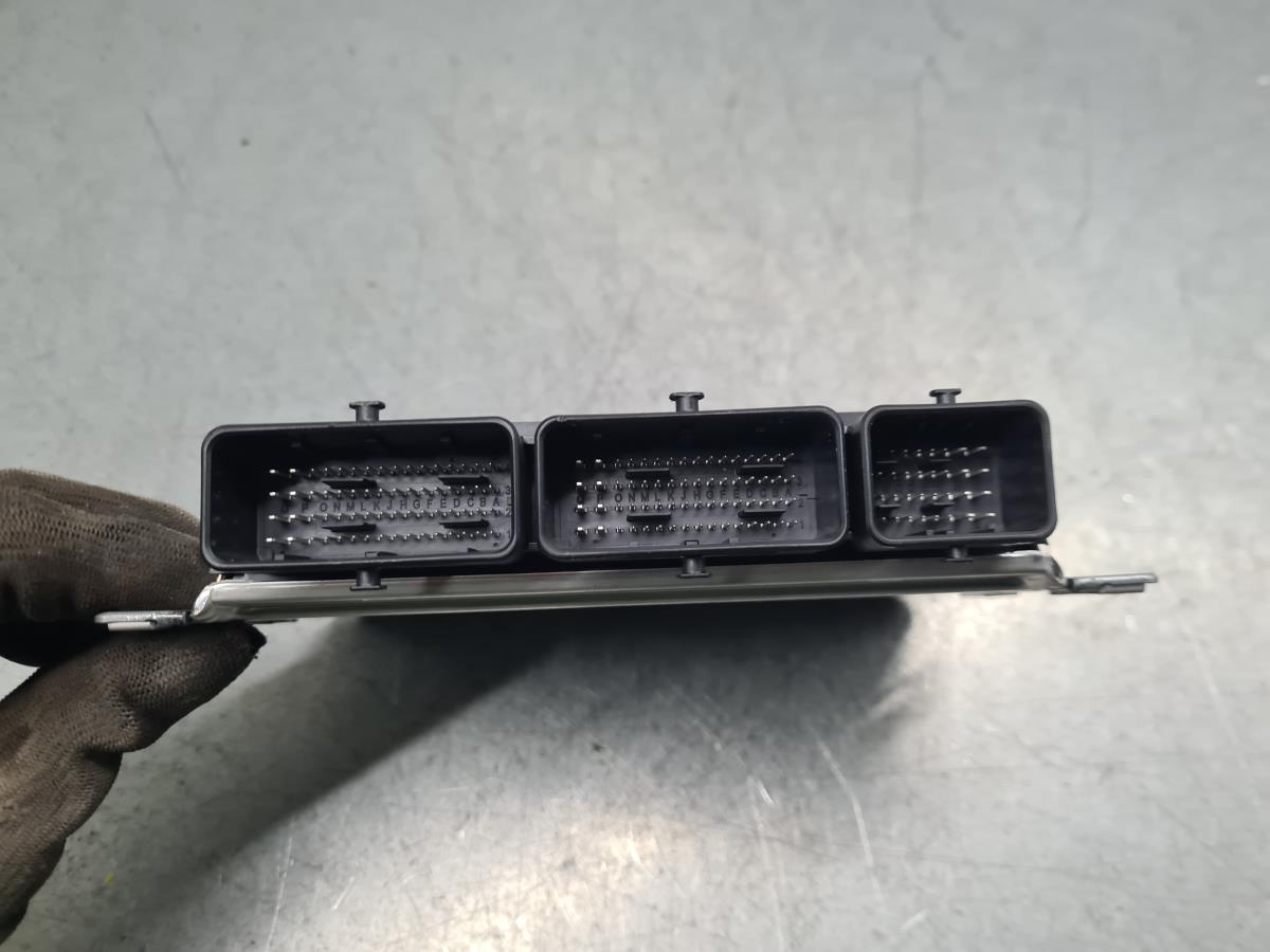 Centralina motor / ECU RENAULT Twingo III (BCM_) Imagem-3