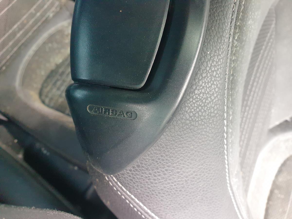 Airbag Destro VOLKSWAGEN Scirocco (137, 138)