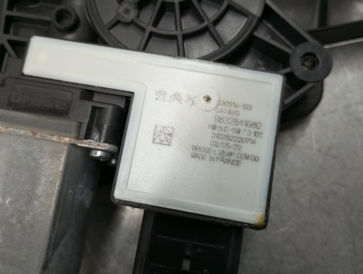 Lève-vitre avant gauche CITROËN C4 III Imagem-4