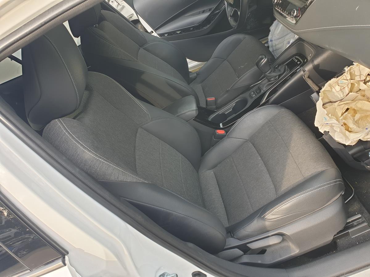 Set di sedili TOYOTA Corolla Hatchback (_E21_)