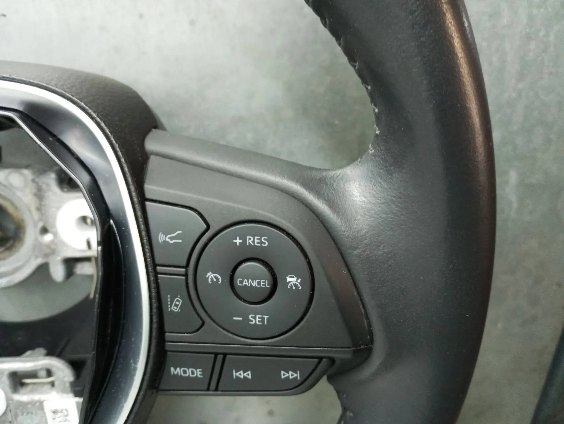 Volante TOYOTA Corolla Hatchback (_E21_) Imagem-5