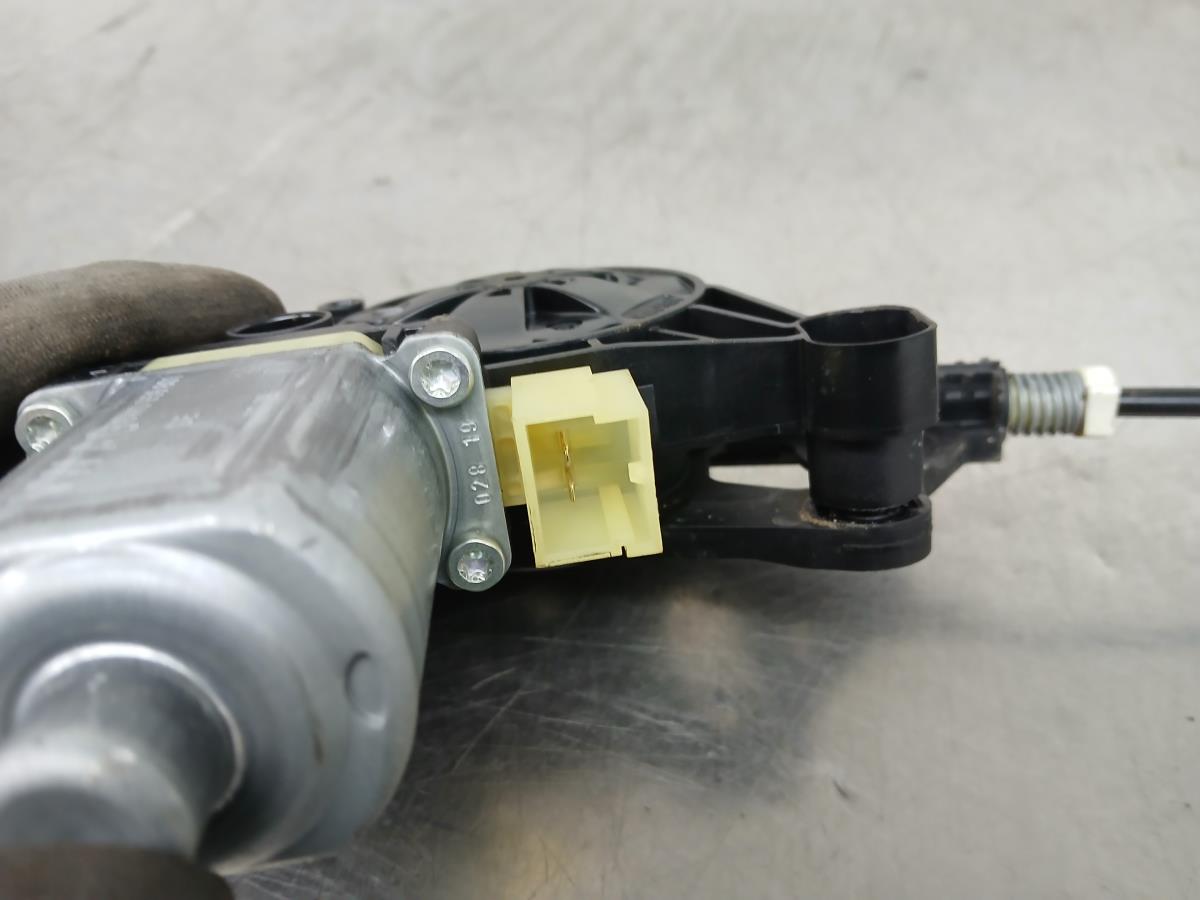 Lève-vitre avant gauche AUDI A4 (8W2, 8WC, B9) Imagem-3