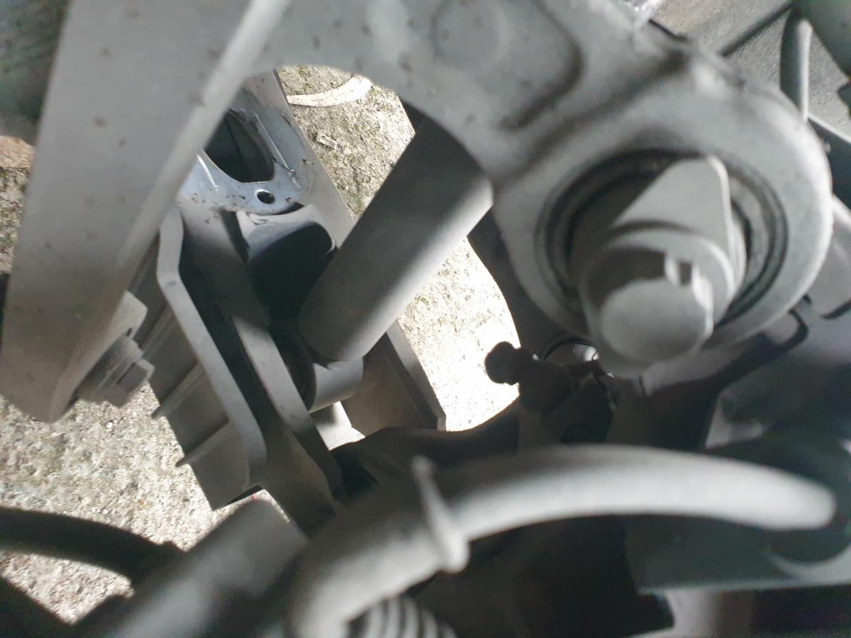 Fusée arrière gauche AUDI A4 (8W2, 8WC, B9)