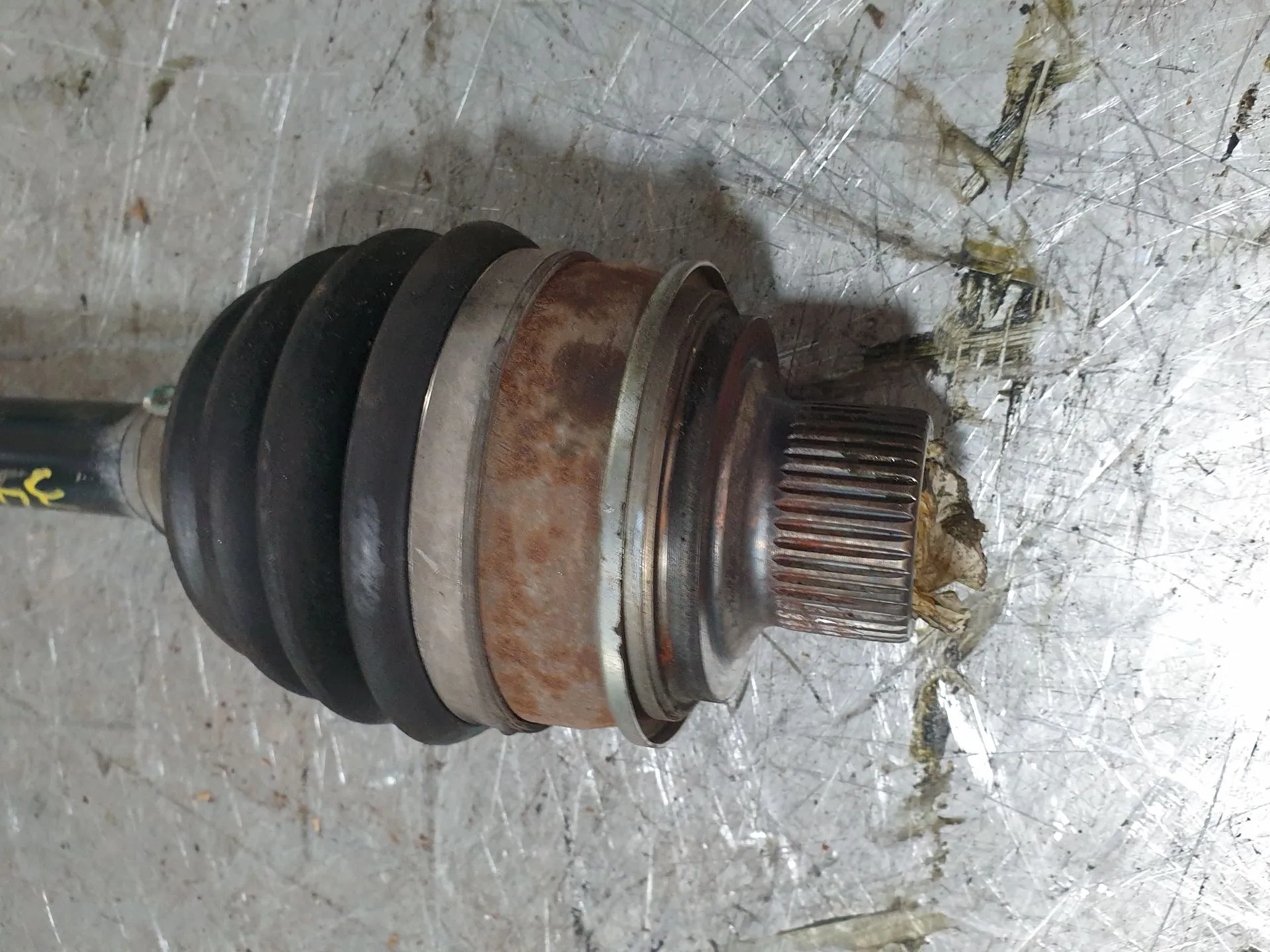 Right front driveshaft AUDI A4 (8W2, 8WC, B9) Imagem-1