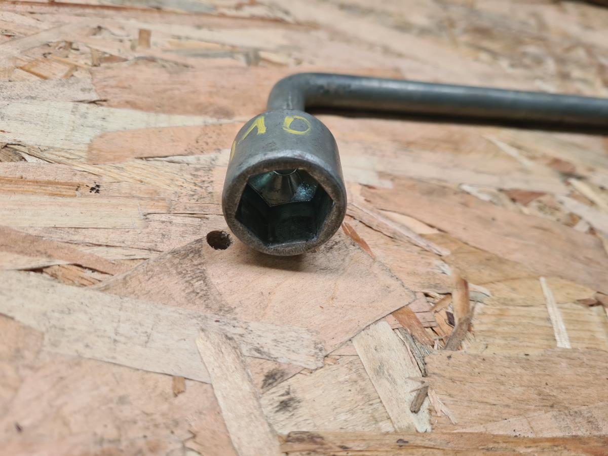 Chave De Rodas SEAT Arona (KJ7) Imagem-1