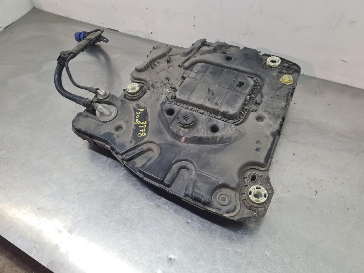 Depósito AdBlue PEUGEOT 2008 II (U_) Imagem-1