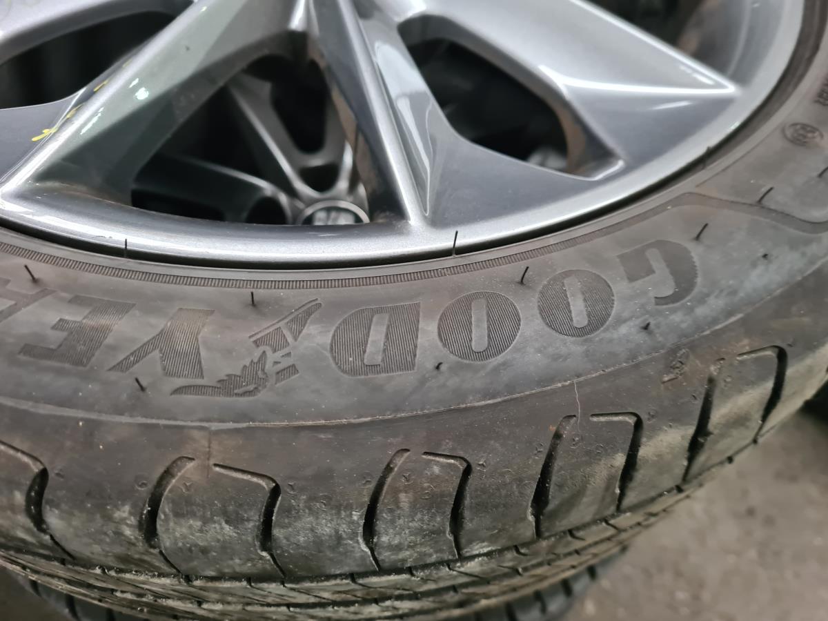 Wheel SEAT Ibiza IV (6J5, 6P1) Imagem-1