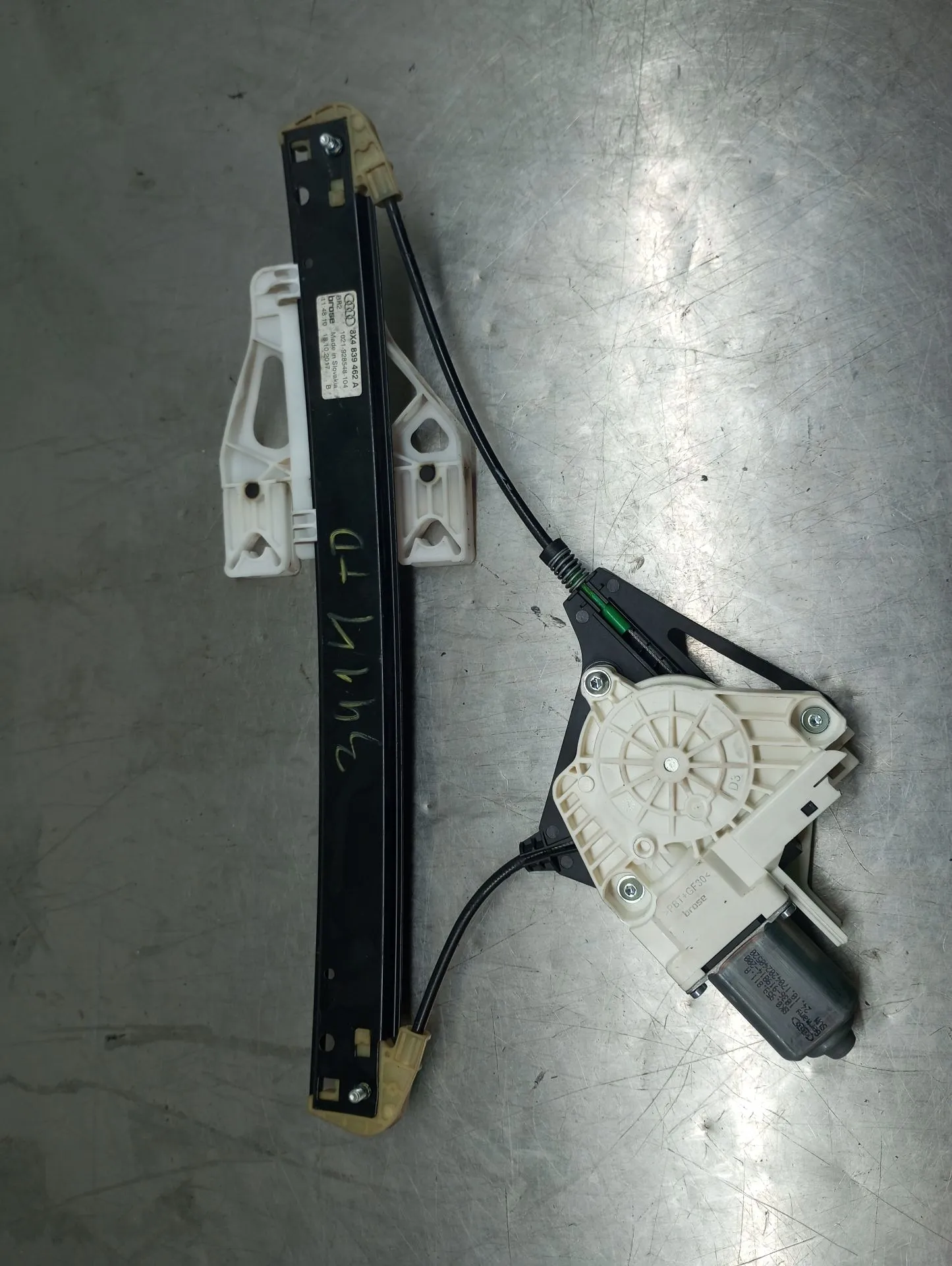 Elevalunas trasero derecho AUDI A1 Sportback (8XA, 8XF)