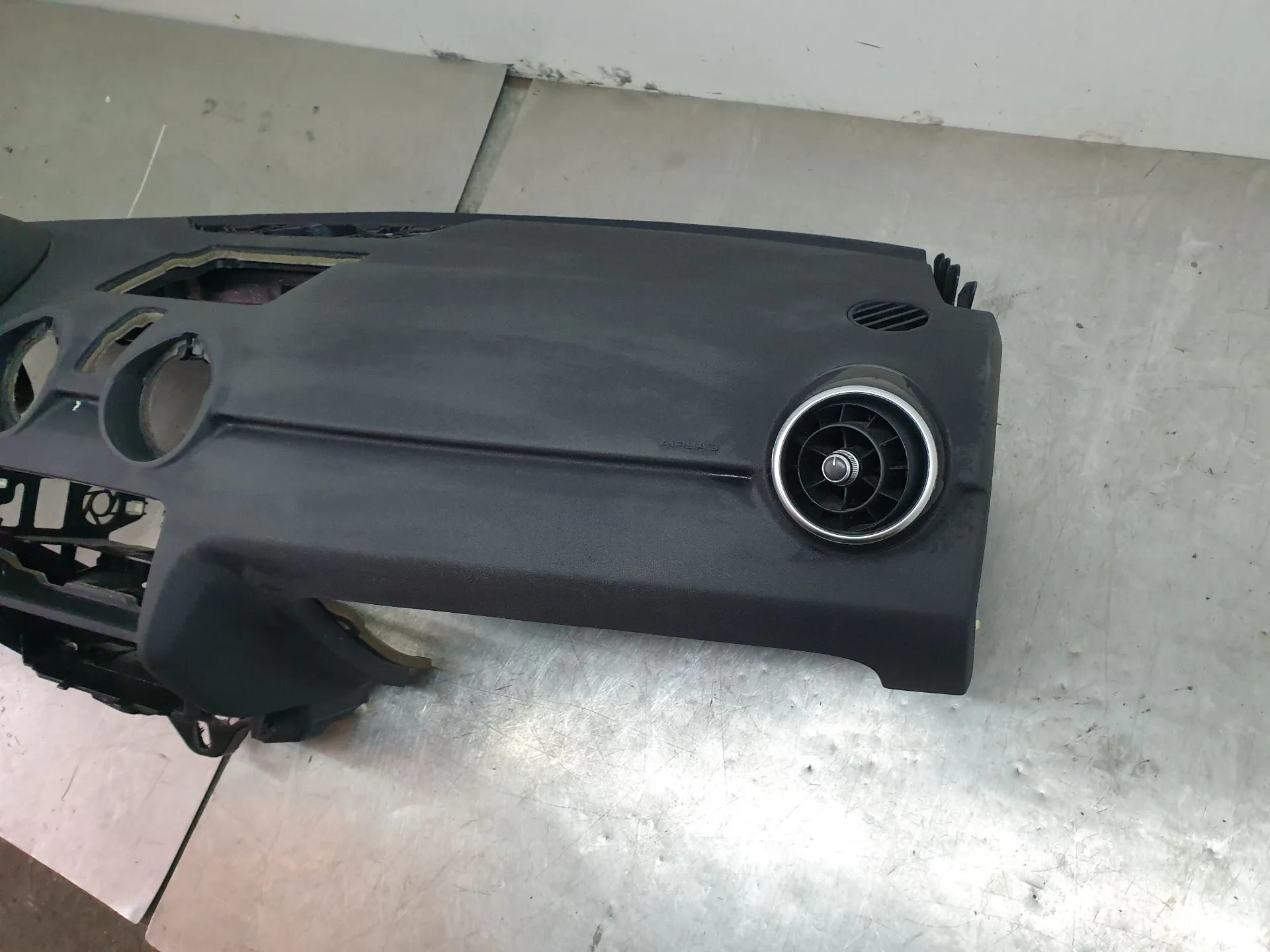 Tablier AUDI A1 Sportback (8XA, 8XF) Imagem-3