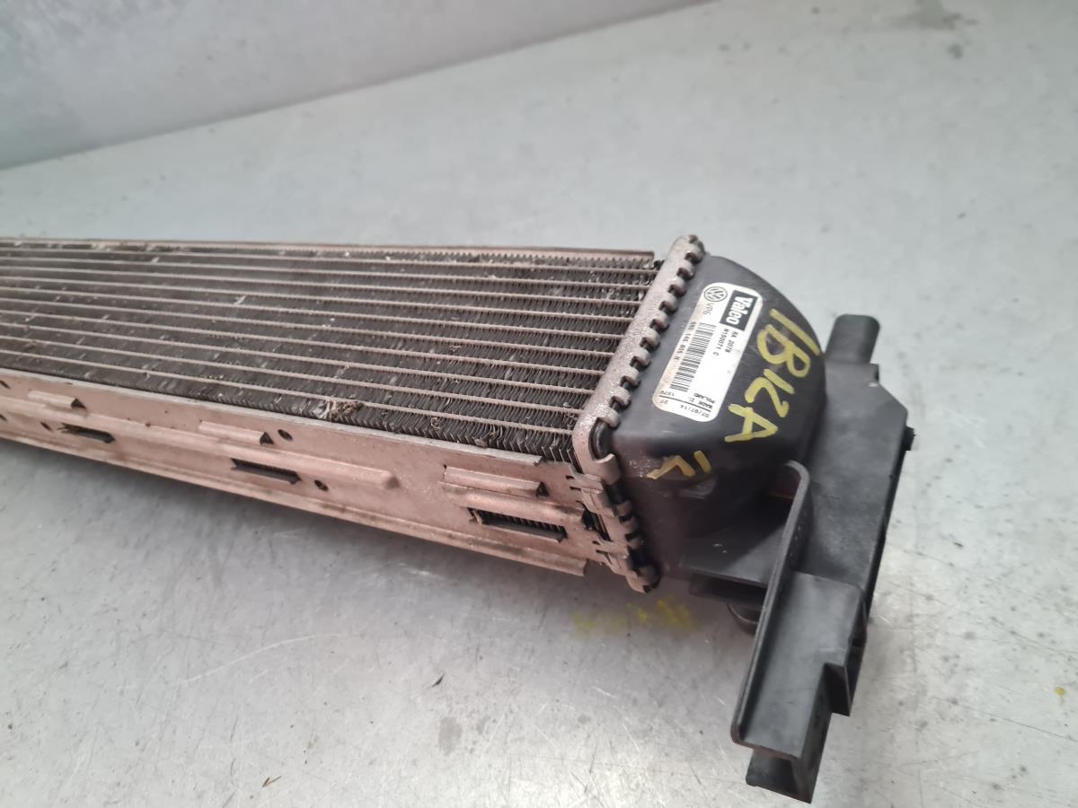 Radiatore intercooler SEAT Ibiza IV (6J5, 6P1) Imagem-4