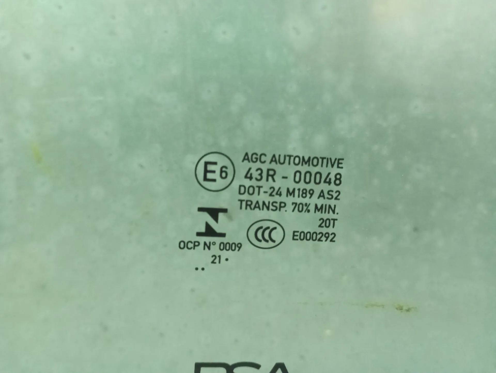 Vitre porte arrière Droite PEUGEOT 208 II Imagem-3