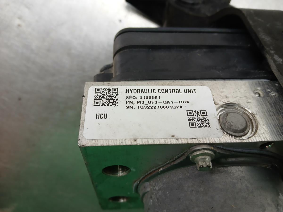 ABS TESLA Model 3 (5YJ3) Imagem-4