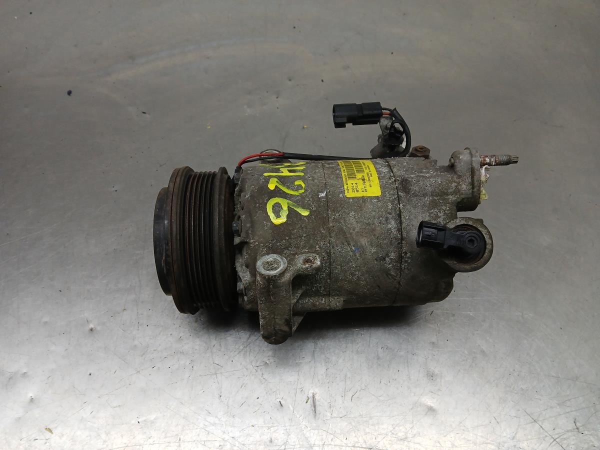 AC compressor FORD Fiesta VI (CB1, CCN)