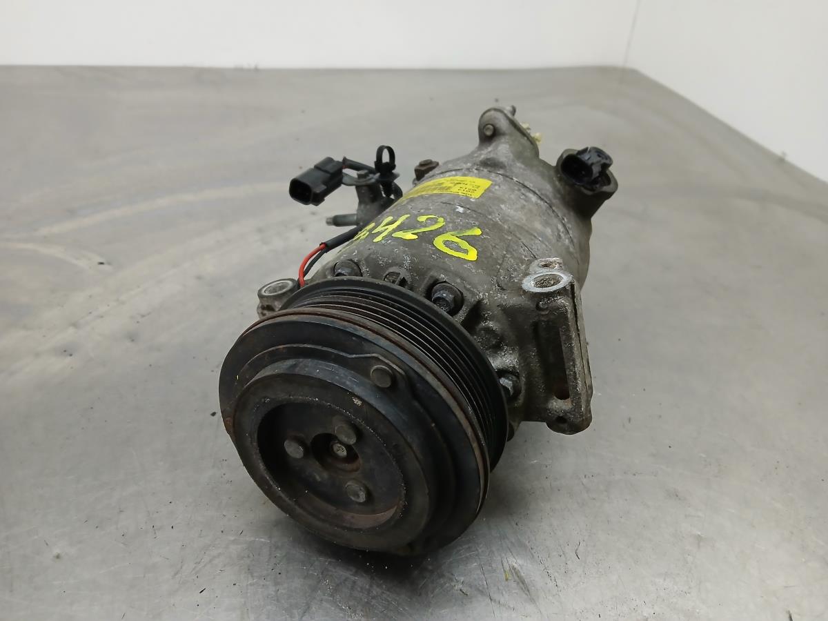 AC compressor FORD Fiesta VI (CB1, CCN) Imagem-1