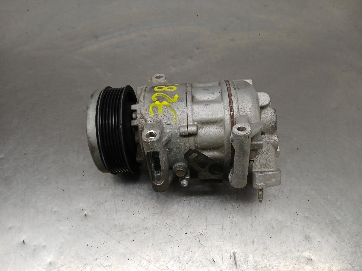 AC compressor PEUGEOT 308 II Imagem-1