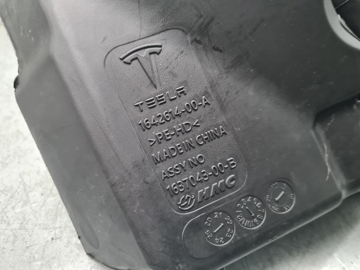 Reservatório / depósito água limpa vidros TESLA Model 3 (5YJ3) Imagem-4