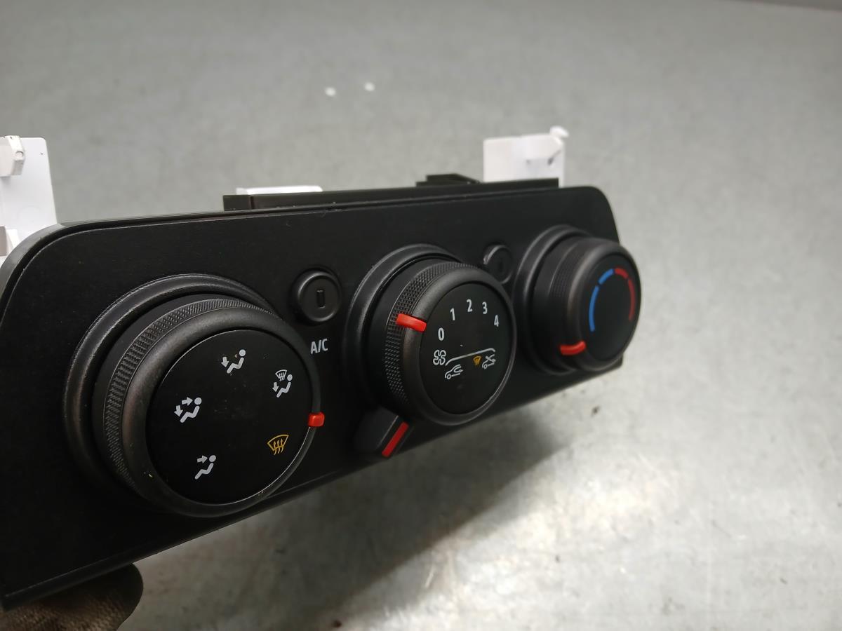 Comando chauffage / sofagem DACIA Sandero III Imagem-1
