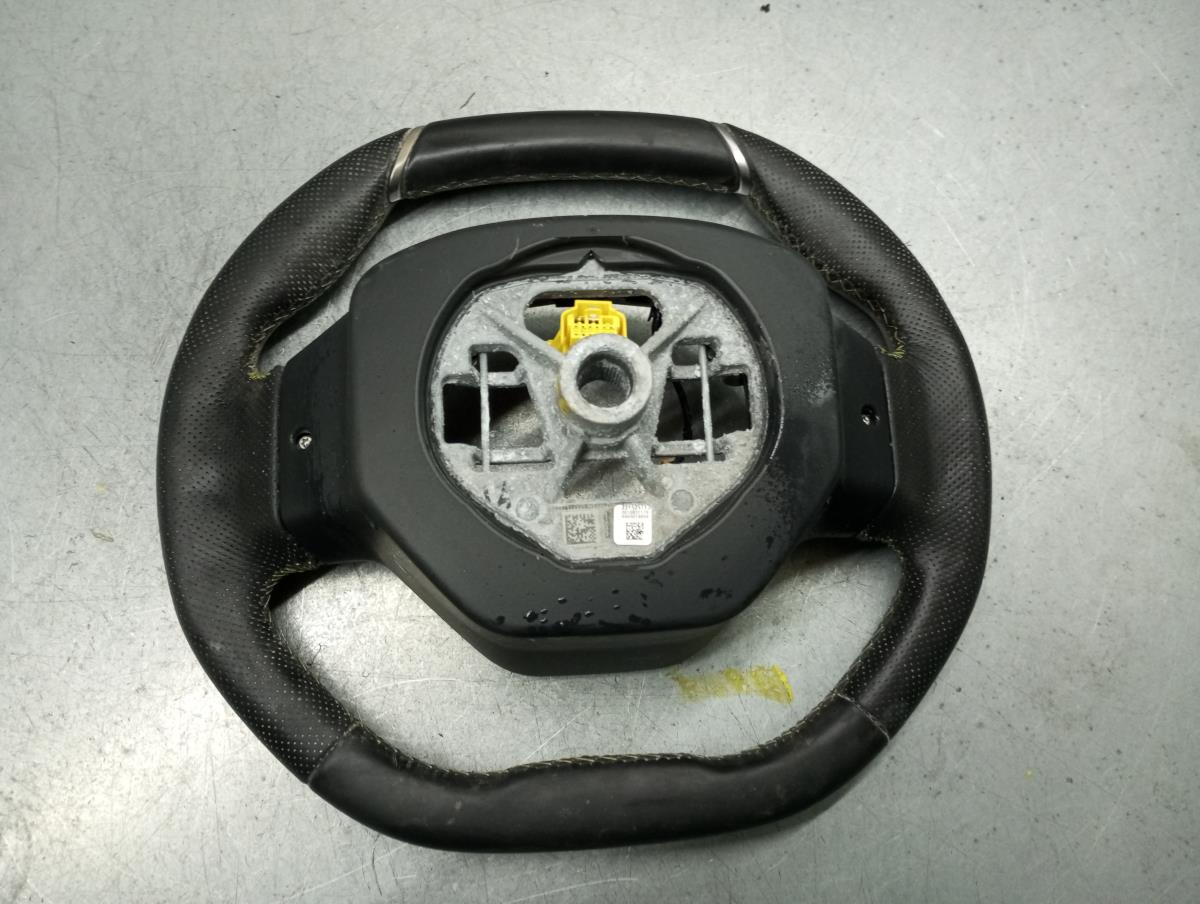 Volante PEUGEOT 2008 II (U_) Imagem-1