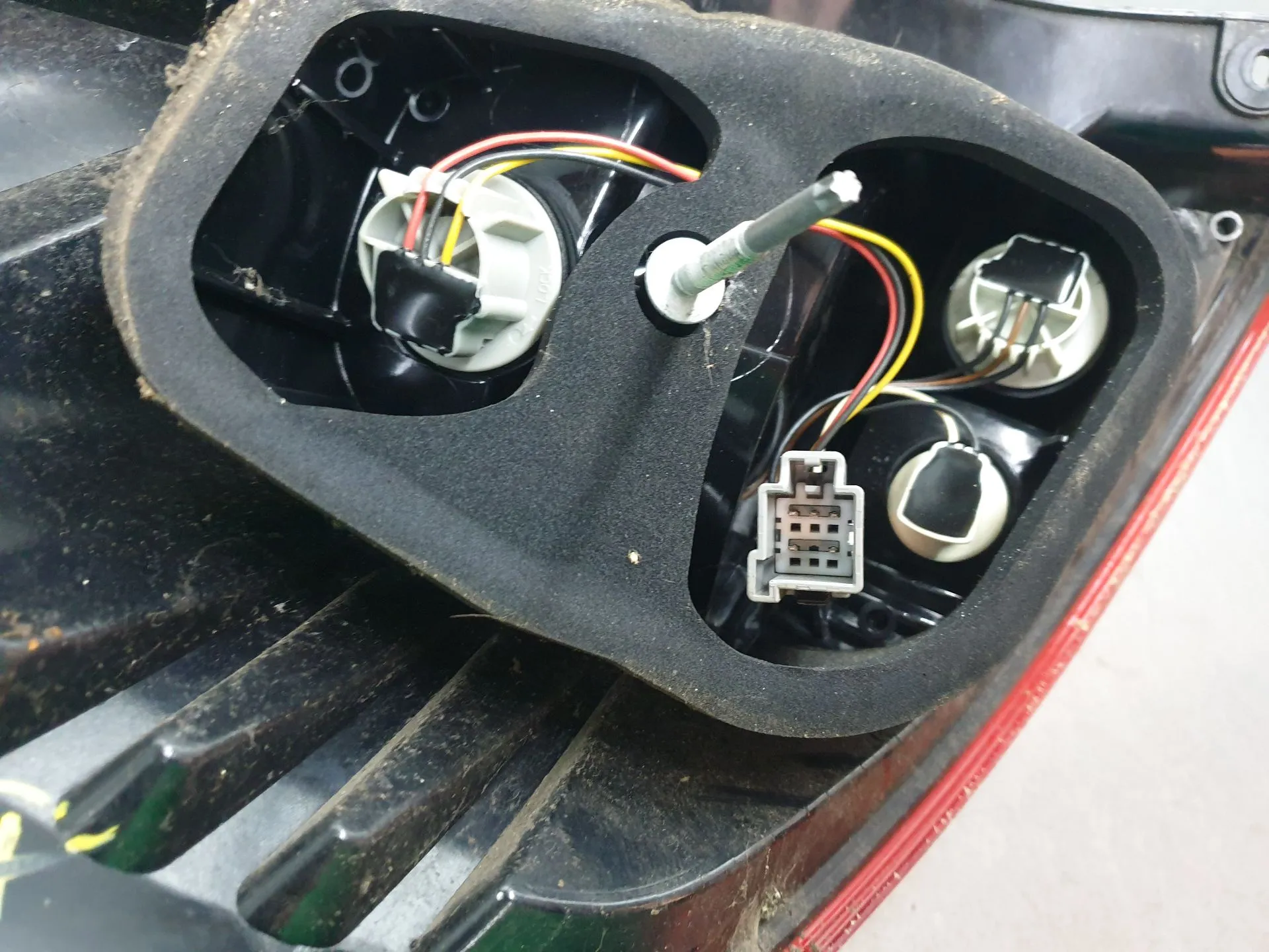 Feu arrière Droite FORD Fiesta VI (CB1, CCN) Imagem-4