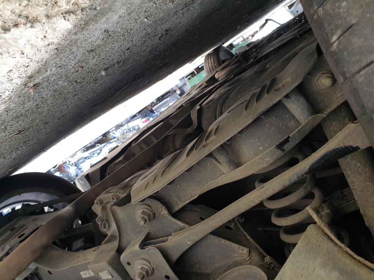 Brazo suspensión trasero izquierdo BMW 1 (F20)