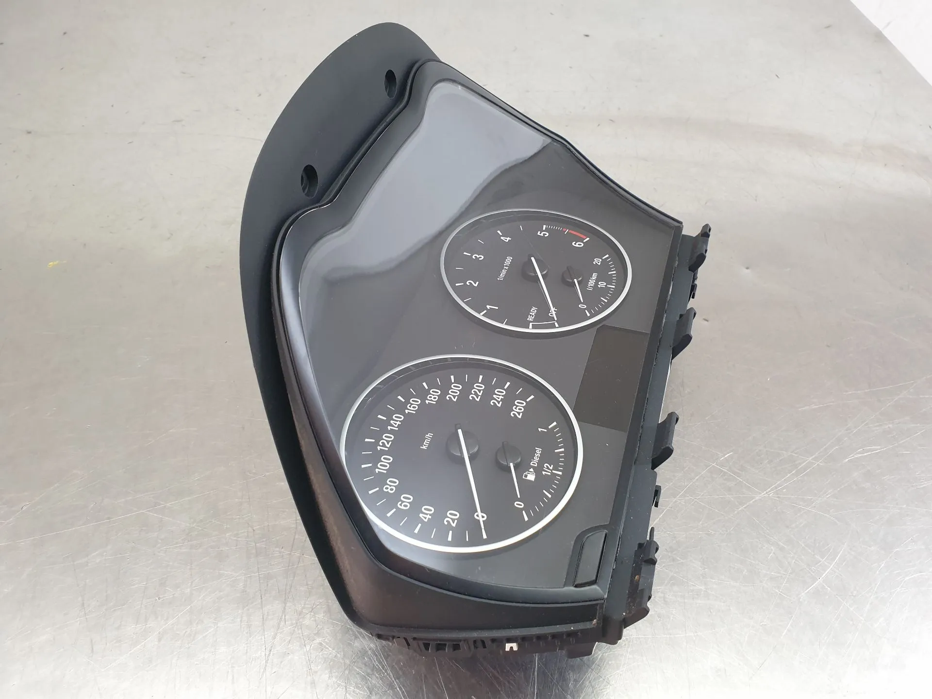 Quadrante / painel de instrumentos BMW 1 (F20) Imagem-1