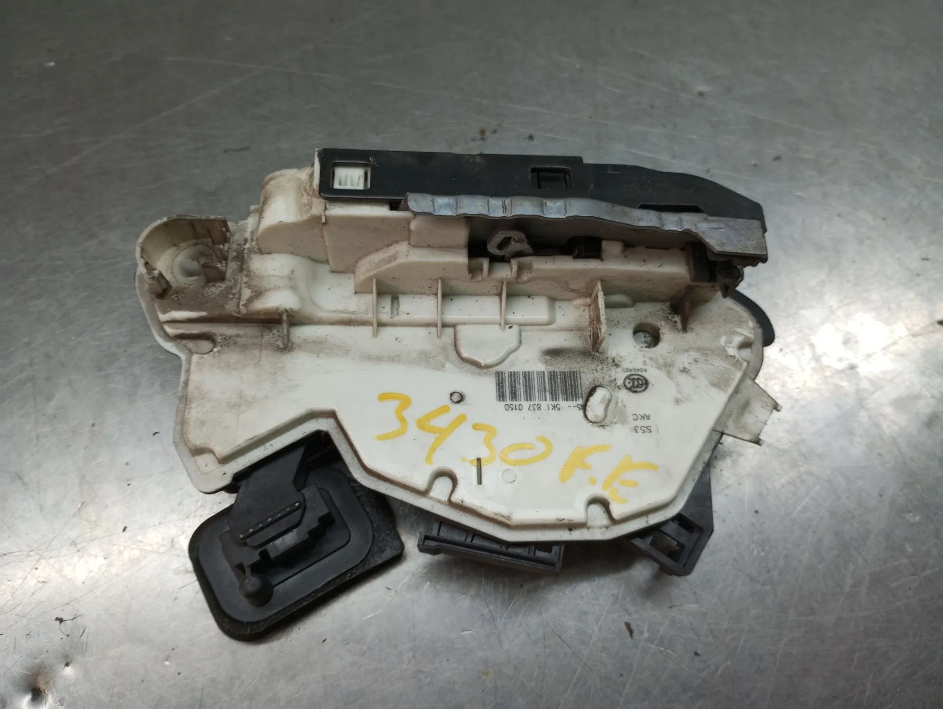 Front Left Door Lock VOLKSWAGEN Golf VII (5G1, BQ1, BE1, BE2)