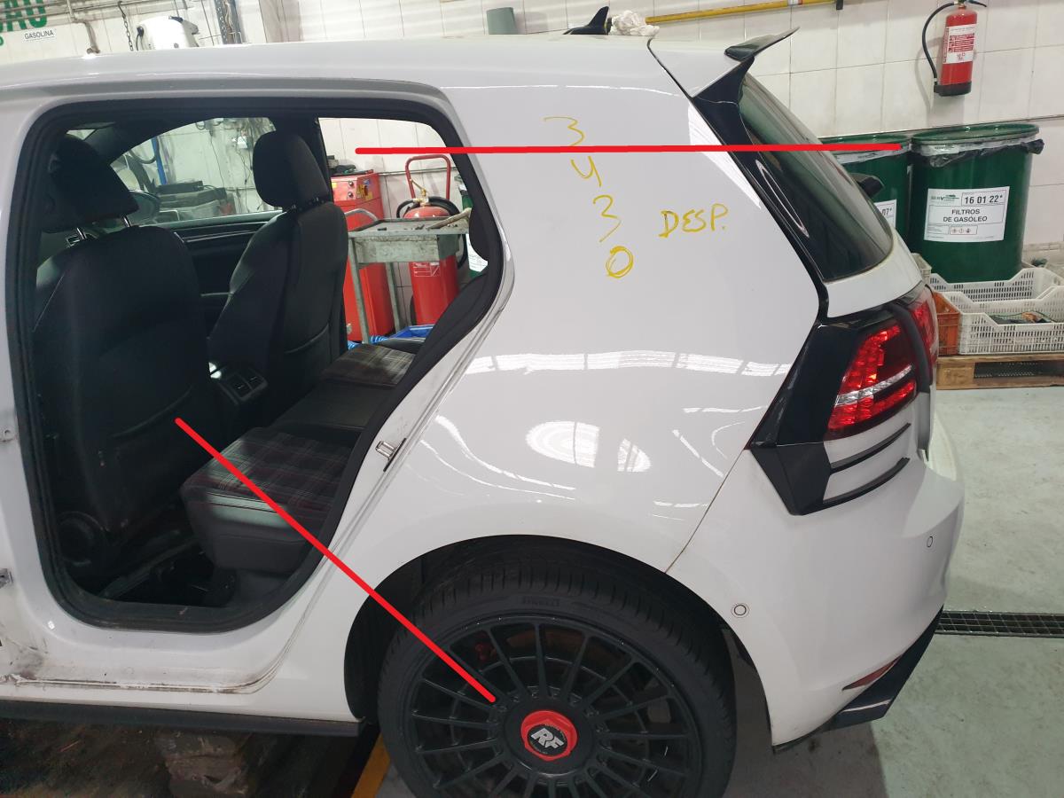 Painel trás esquerdo VOLKSWAGEN Golf VII (5G1, BQ1, BE1, BE2)
