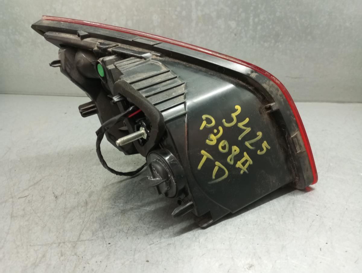 Right Tailgate light PEUGEOT 308 II Imagem-2