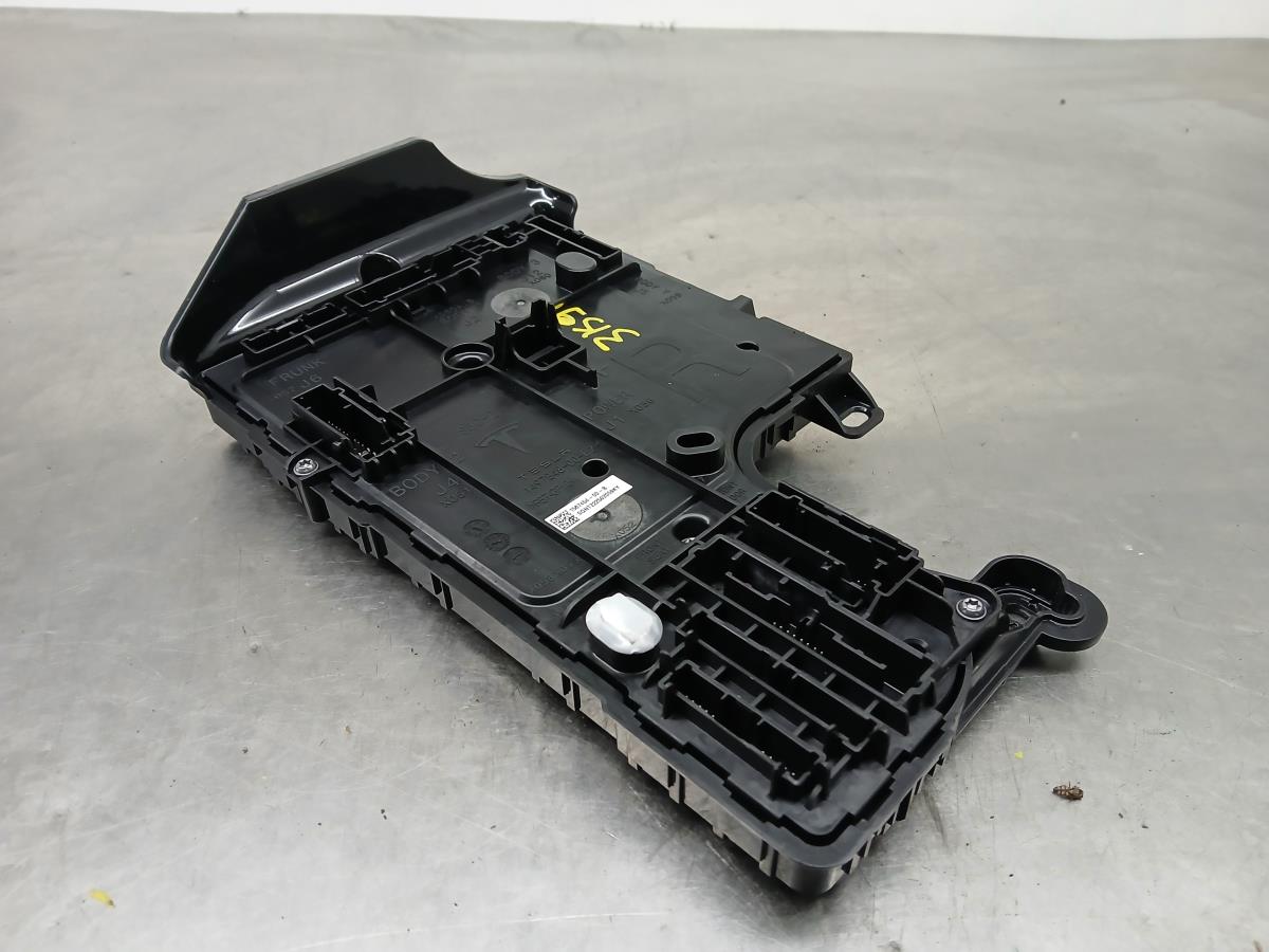 Module de confort TESLA Model 3 (5YJ3) Imagem-2