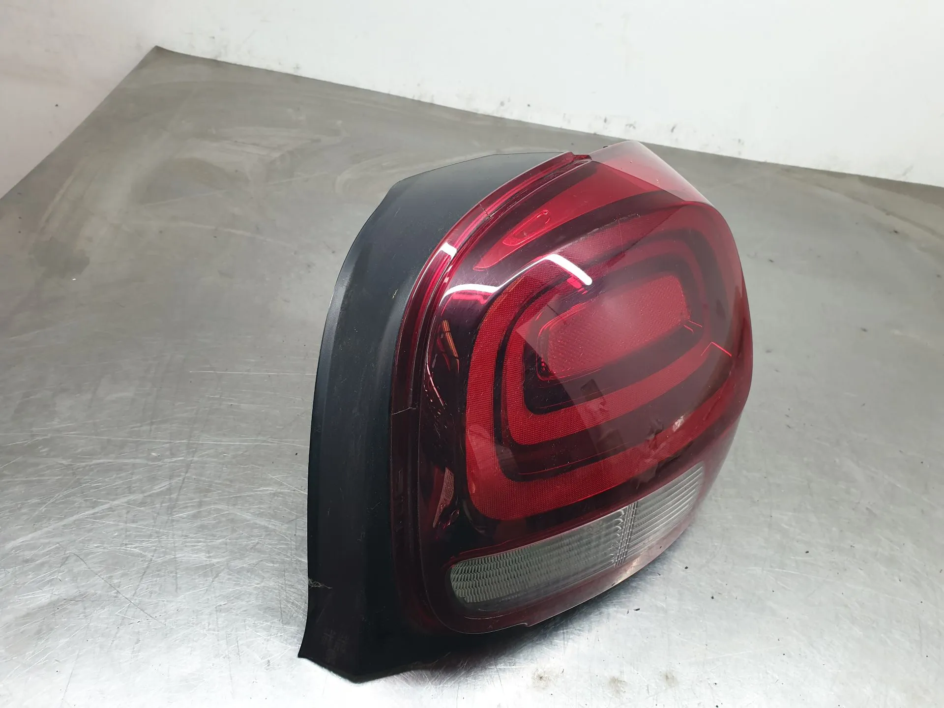 Feu arrière Droite CITROËN C3 III (SX) Imagem-2