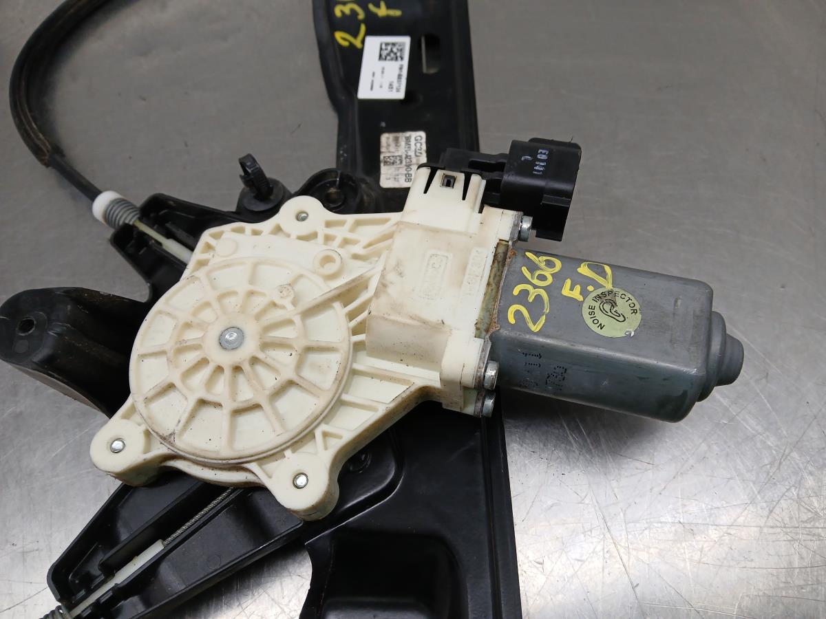 Elevador vidros frente direito FORD Focus III Imagem-1