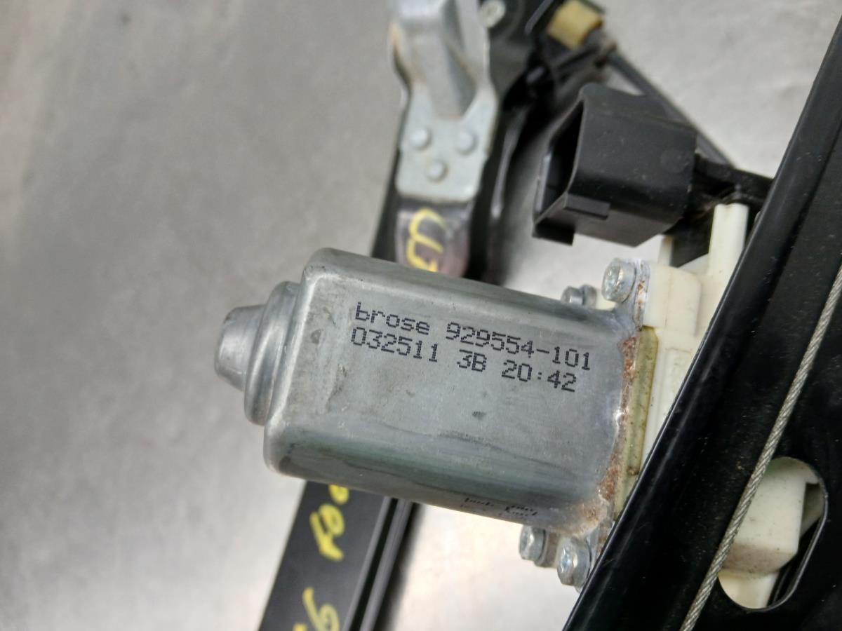 Elevador vidros frente direito FORD Focus III Imagem-5