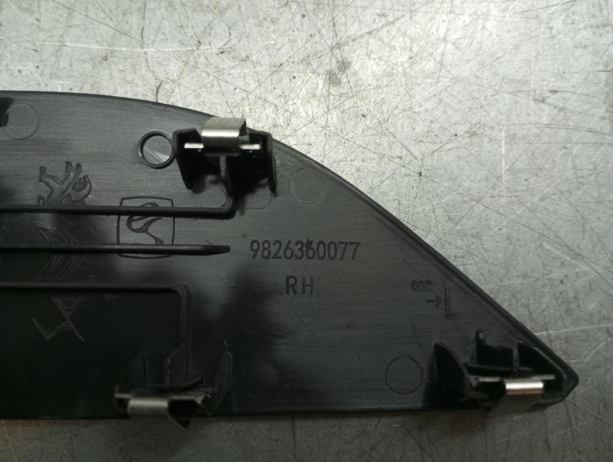 Comando / botão / interruptor vidros frente direito PEUGEOT 2008 II (U_) Imagem-1