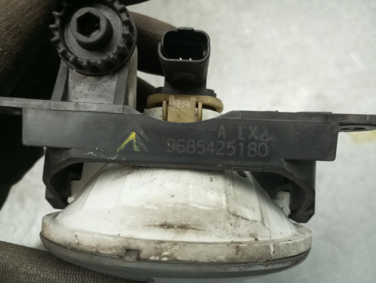 Faro antiniebla delantero derecho CITROËN C3 III (SX) Imagem-3