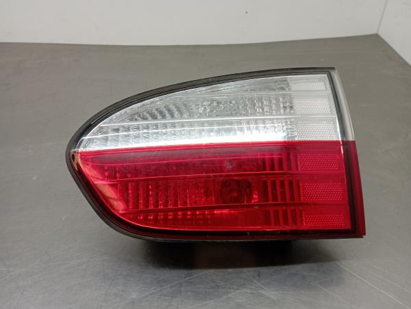 Fanale Destro Baule HYUNDAI H-1 / Starex (A1)