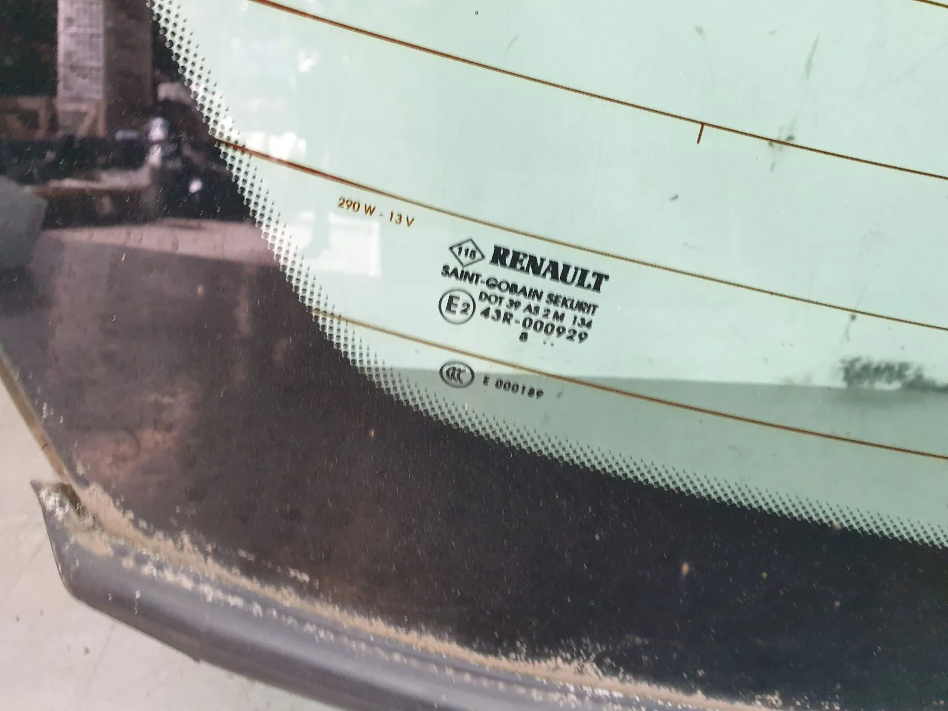 Vitre arrière RENAULT Laguna Coupé (DT0/1) Imagem-2