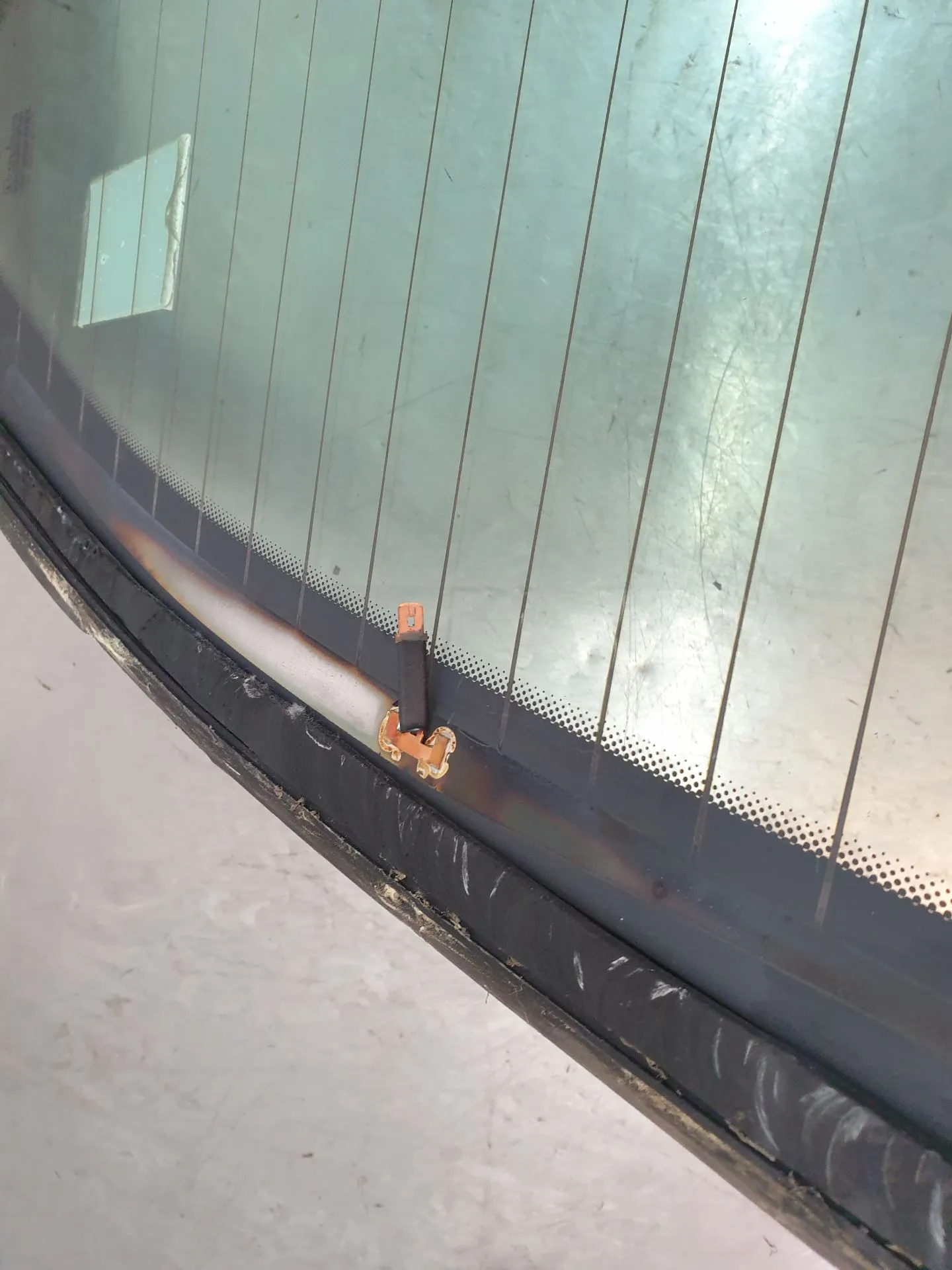 Vitre arrière RENAULT Laguna Coupé (DT0/1) Imagem-4