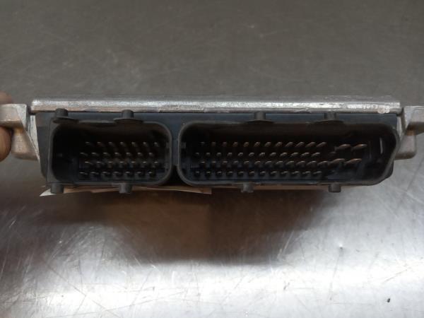 Centralina motor / ECU VOLKSWAGEN Polo (6R, 6C) Imagem-2