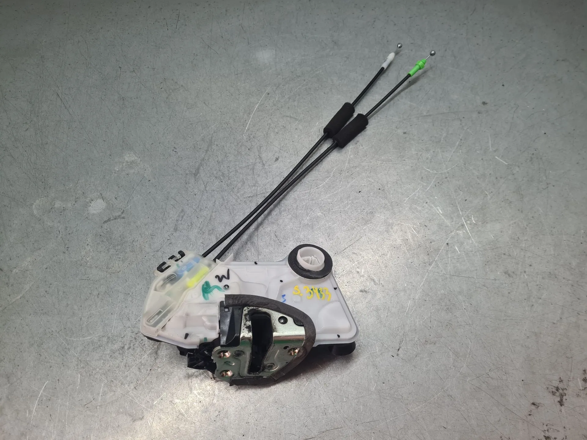 Cerradura / cierre puerta delantero derecho TOYOTA Aygo (_B4_)