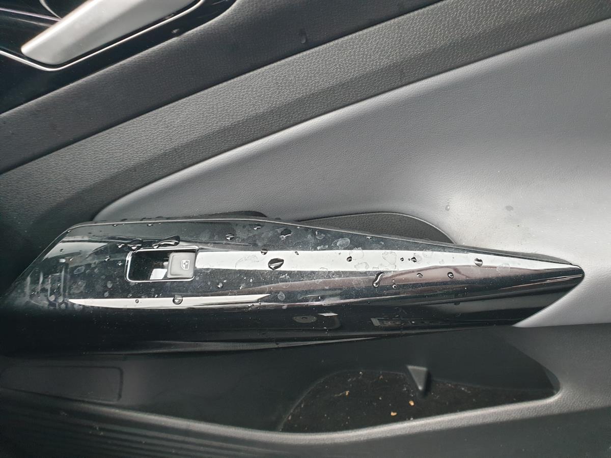Comando / interruttore alzacristallo anteriore destro VOLKSWAGEN ID.4 (E21)