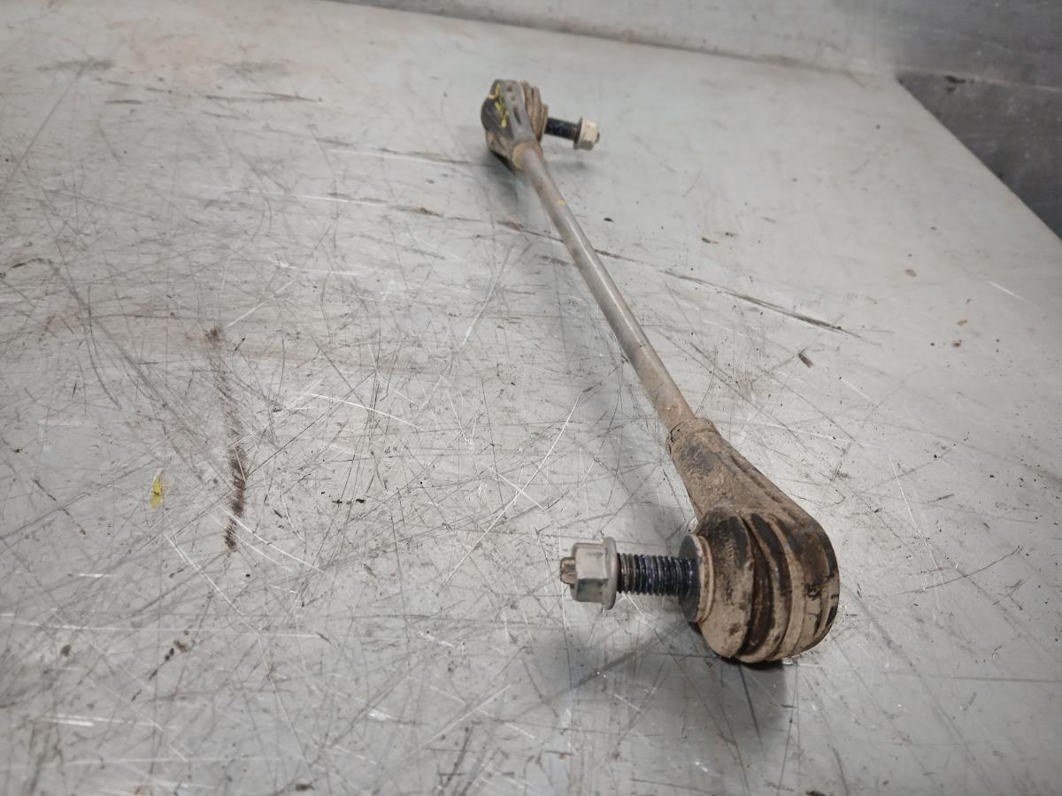 Tie rods / stabilizer links PEUGEOT 2008 II (U_) Imagem-1