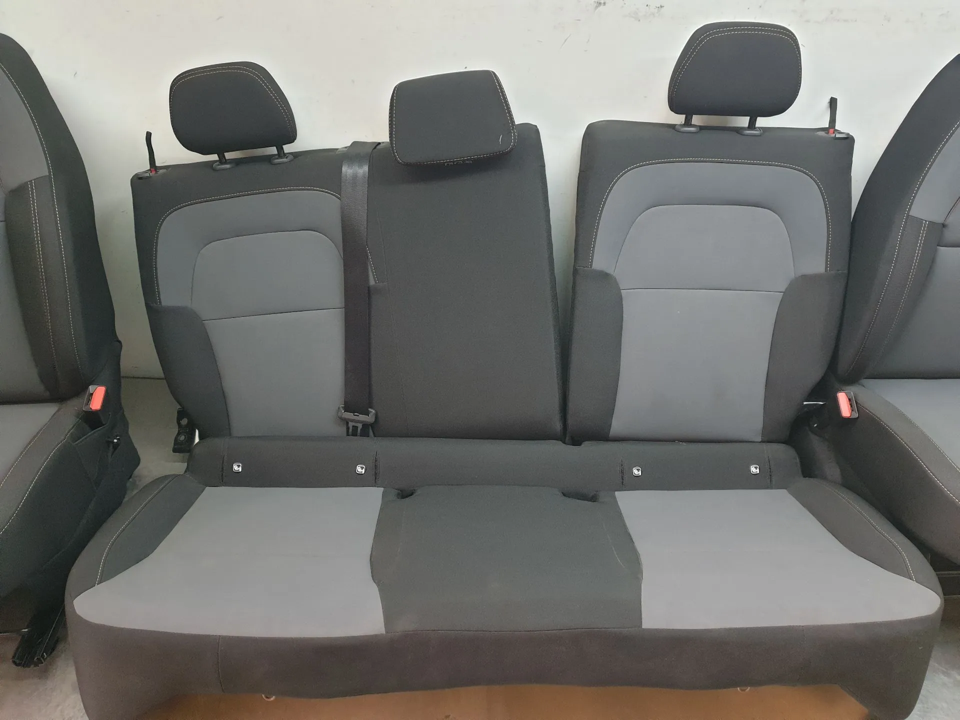 Conjunto de bancos DACIA Sandero III Imagem-0